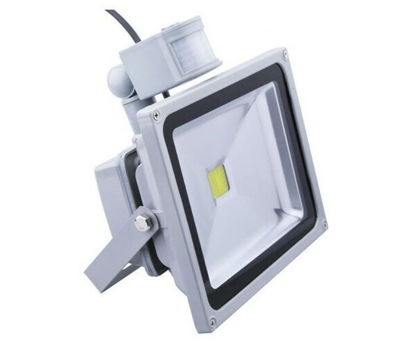 Στεγανός Προβολέας LED 30W με Αισθητήρα Κίνησης IP65 Στεγανός Προβολέας LED 30W με Αισθητήρα Κίνησης IP65